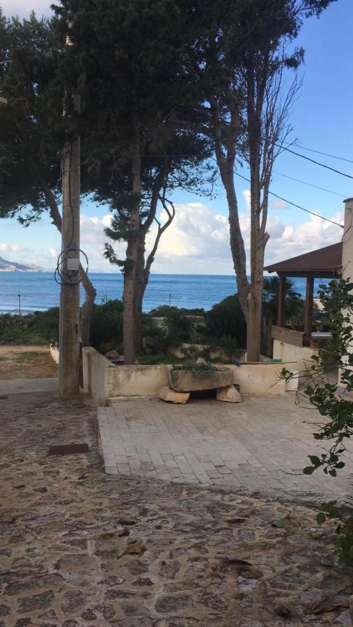 Casa Con Verande Sul Mare A 2 Minuti A Piedi Dalla Spiaggia Custonaci Exterior foto